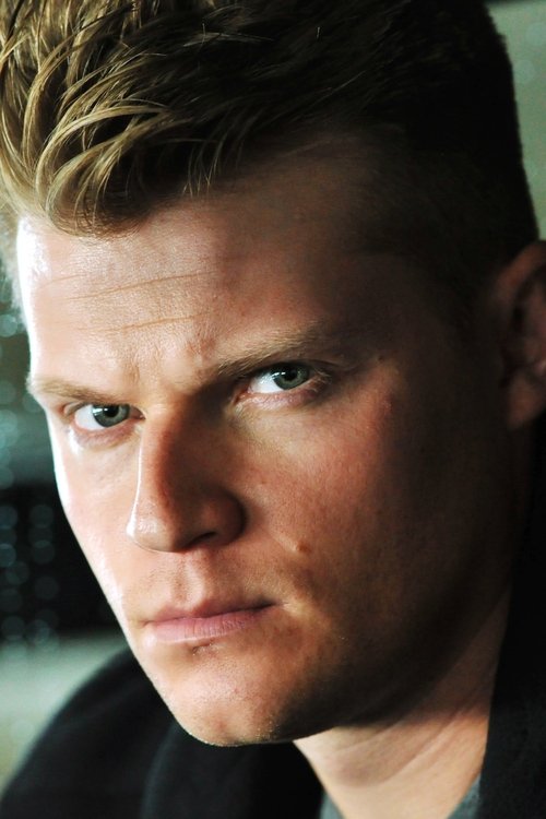 Brett Gipson as Mike