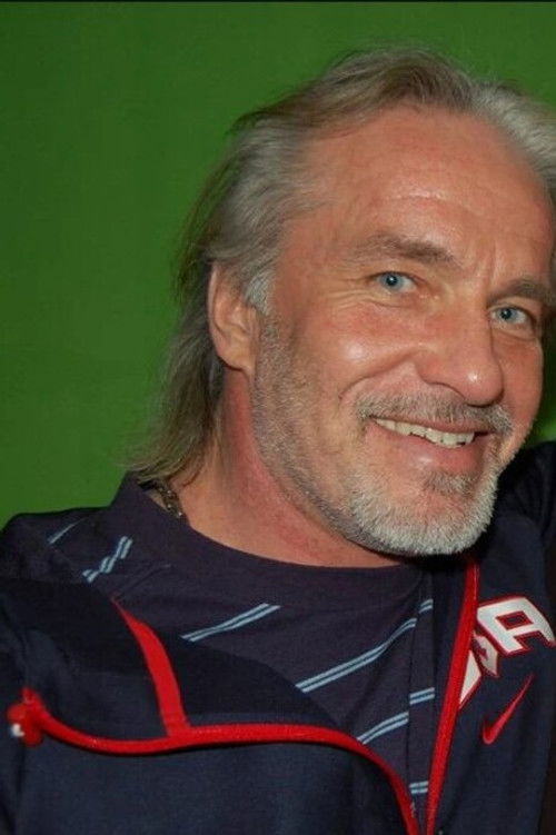 Béla Orsányi as Vlad