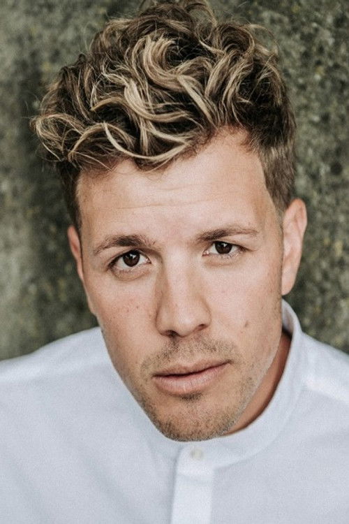 Jaap Reesema as Self - Coach