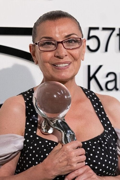 Eli Skorcheva as Neda Gorneva