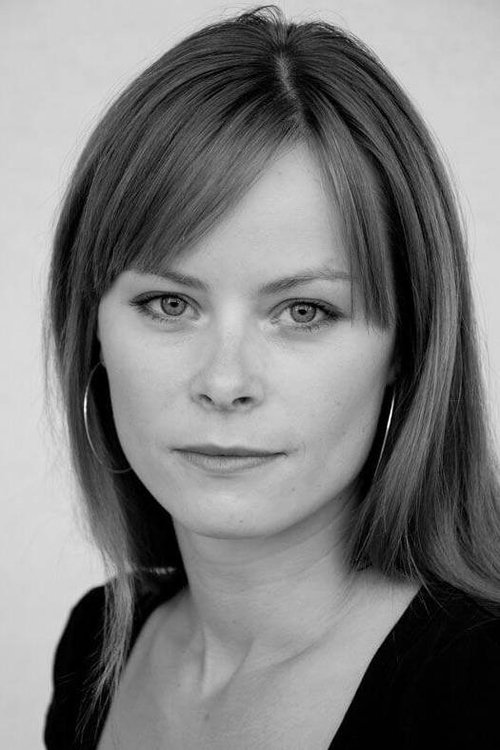 Kaia Varjord as Trine