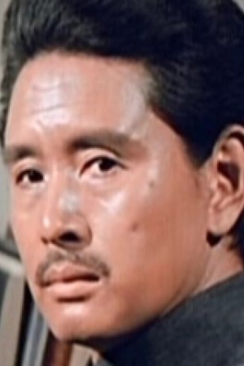 Ma Wen-Chun as Restaurant manager