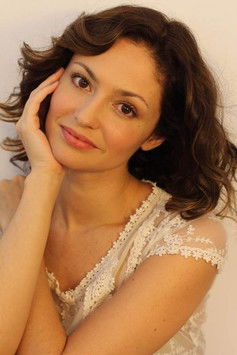 Monalisa Eleno as Cleide