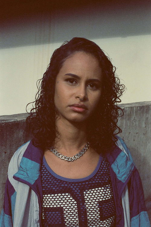 Nica Alcântara as Rayra