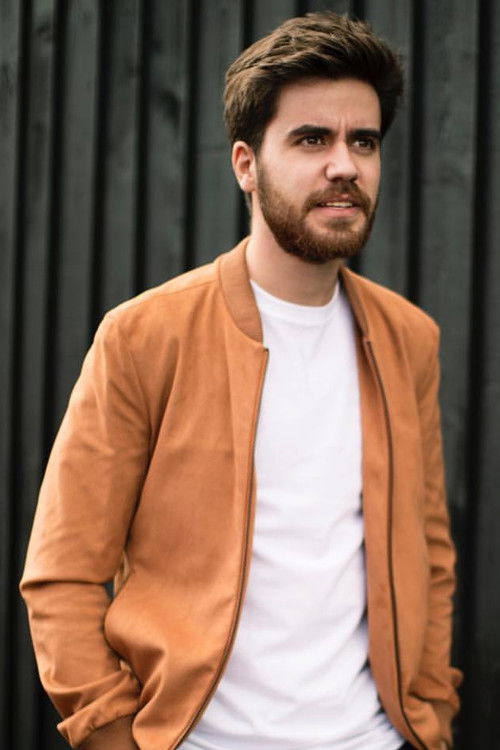 Ruben Valle as Cristóvão