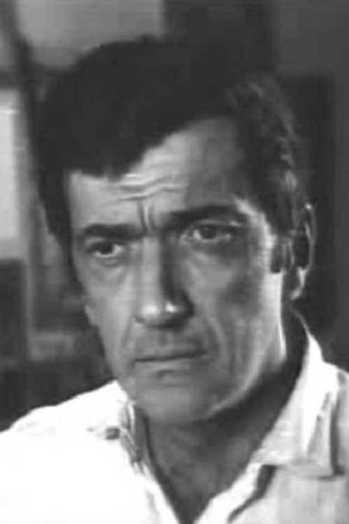 Avtandil Varazi as Nico Pirosmanichvili