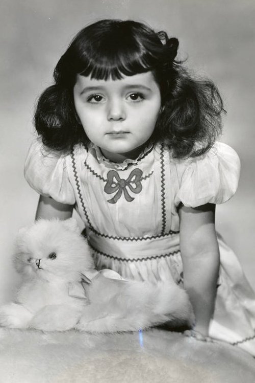 Patsy Nash as Delilah ("Dilly")