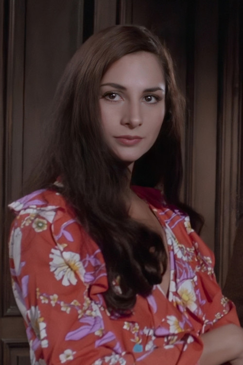 Susana Dosamantes as Maria Carmen