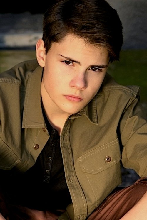 Zebastin Borjeau as Lucas