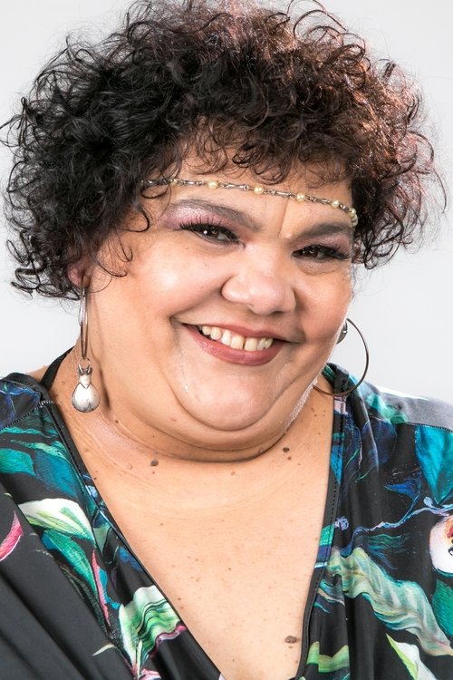 Simone Mazzer as Adelina Gomes