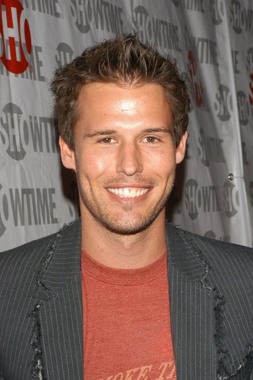 Alex Nesic as Vincent