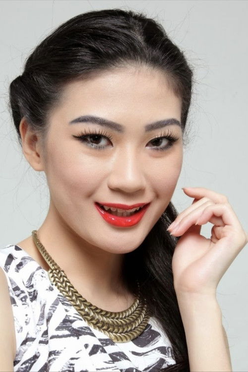 Cindy Valerie as Yenny