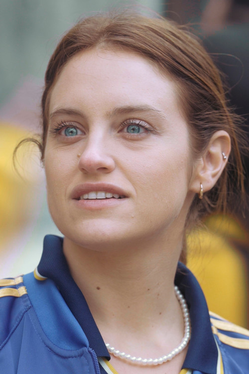 Agostina Fabrizio as Candela