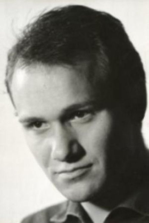 Hartmut Beer as Fletcher