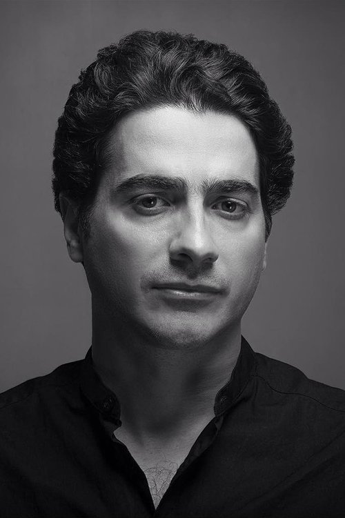 Homayoun Shajarian as Himself