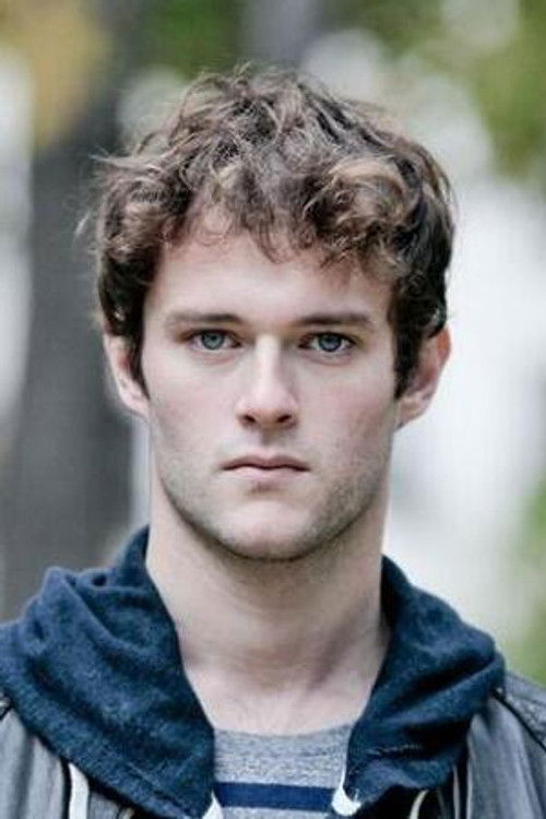 Maxime Taffanel as Lucas