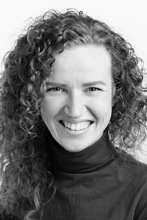 Steffi Viita as Sirli