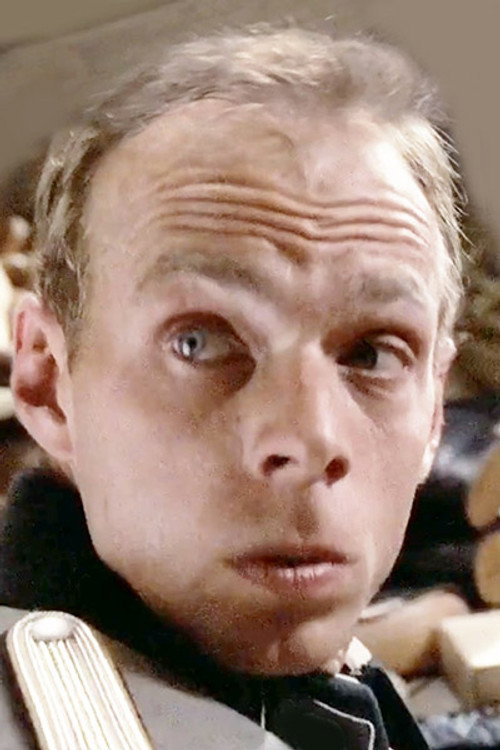 Henry Stolow as Cates