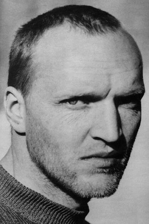 Aleqsandr Kaidanovski as Vokhovski