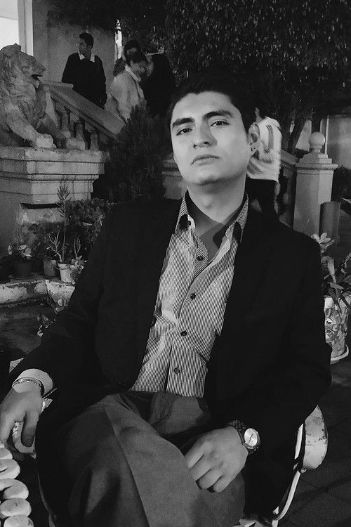 Juan Carlos Guido as Hugo