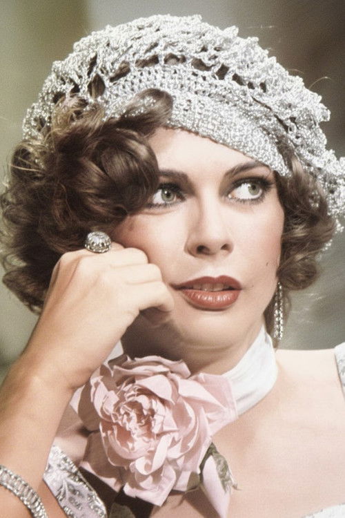 Maria Cláudia as Marlene