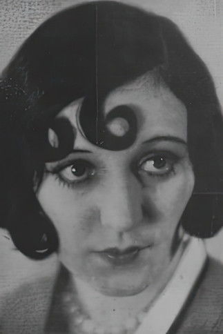 Sylvie Gance as Isabelle Bolin