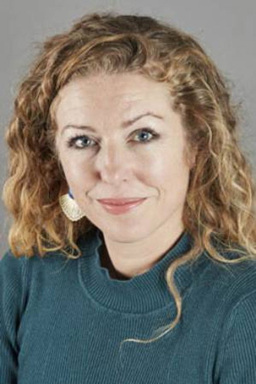 Marianna Moen as Ingrid