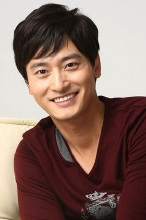 Won Ki-jun as Lee Byung Joo