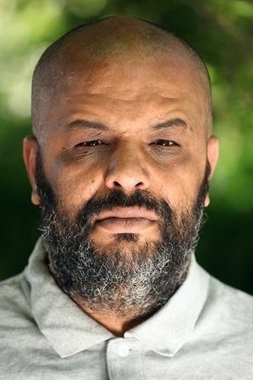 Abdelkader Hoggui as Client