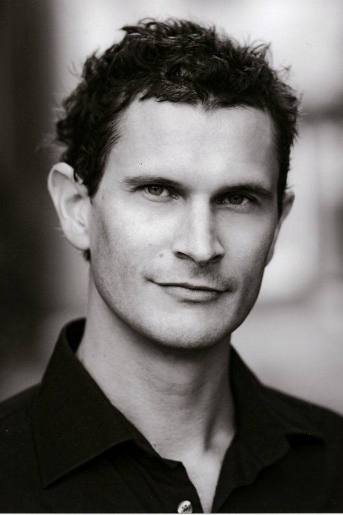 Hugh Sexton as Plumber / Sunburnt Man