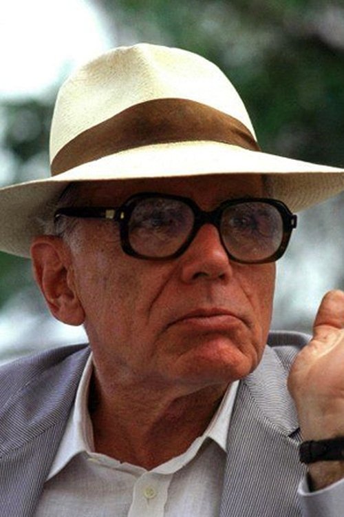 Luigi Comencini as Himself