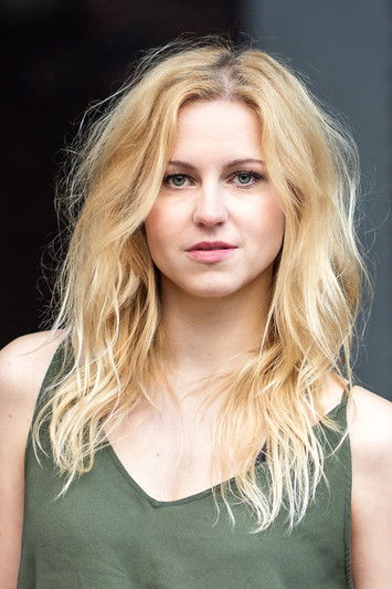 Lisa Eschenbrenner as Xenia Jurkowski