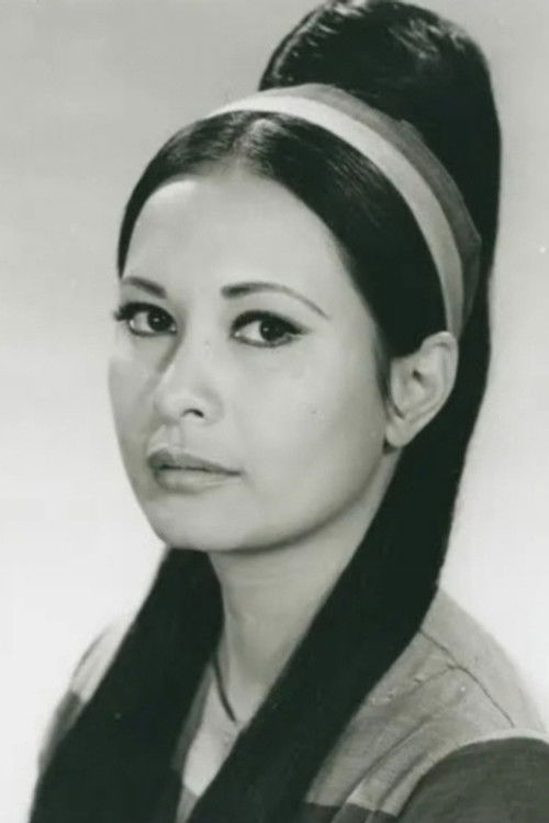 Charito Solis as Lorna (segment "Pridyider")