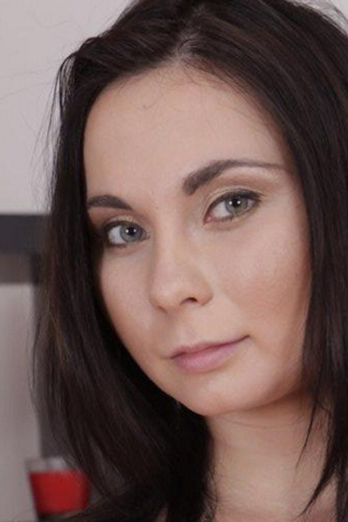 Sofia Gadget as (as Ginger)