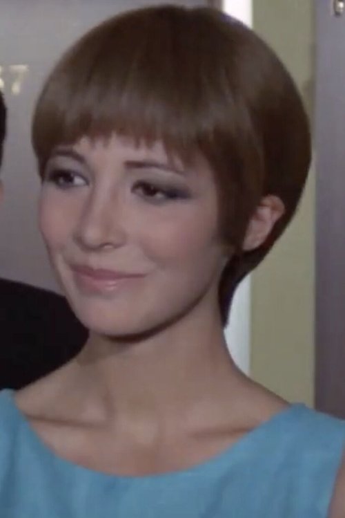 Jacqueline Perrier as Valeria Lambertenghi