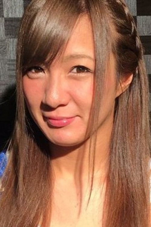 Yoko Arai as