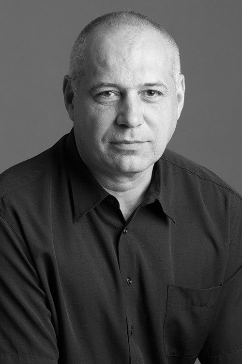 Róbert Ilyés as Gróf Rokoczay Károly