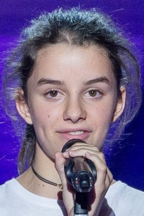 Alaïs Bertrand as Fanni