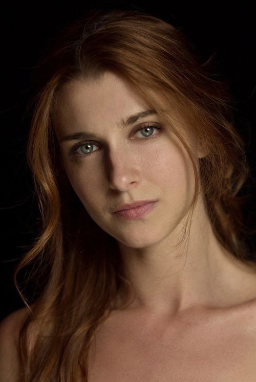 Silvia Mazzieri as Bella