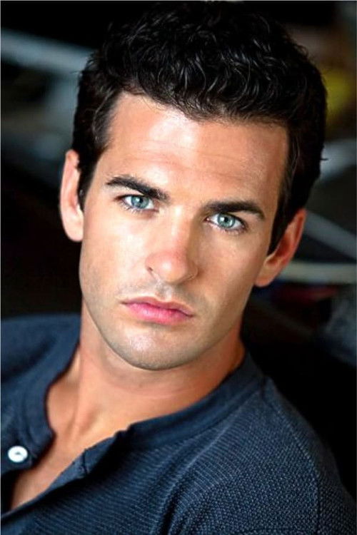 Derek North as Kelso