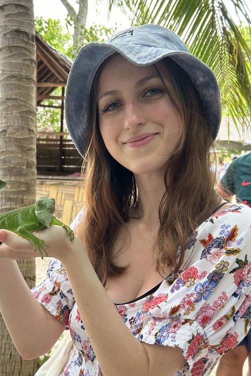 Adesina Sumkoski profile photo